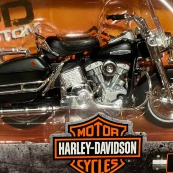 Harley Davidson 1966 FLH Electra Glide HD Custom Series 41 Maisto 1:18 NIP 2022 - Picture 7 of 7